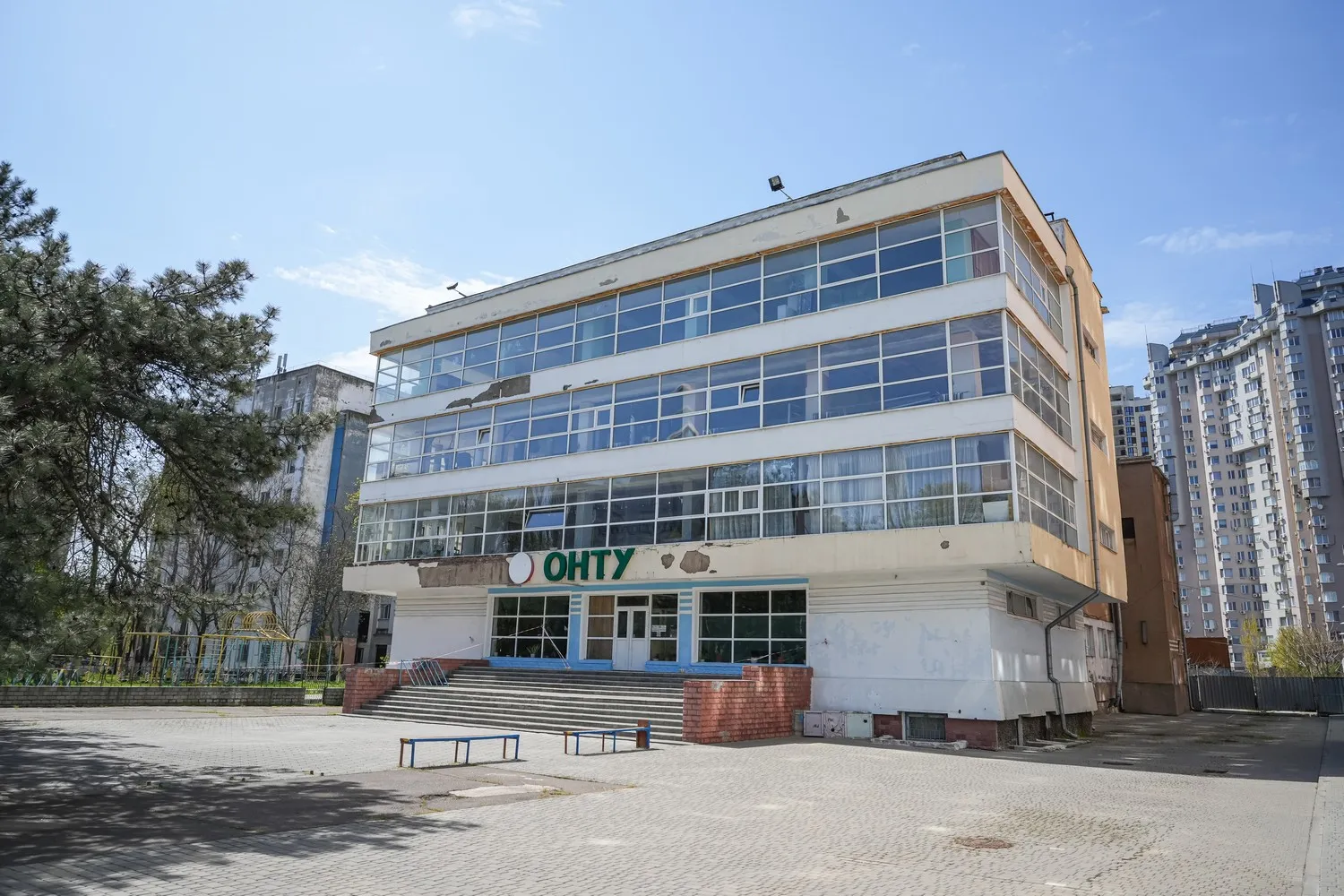 Фото закладу — Odesa National Technological University
