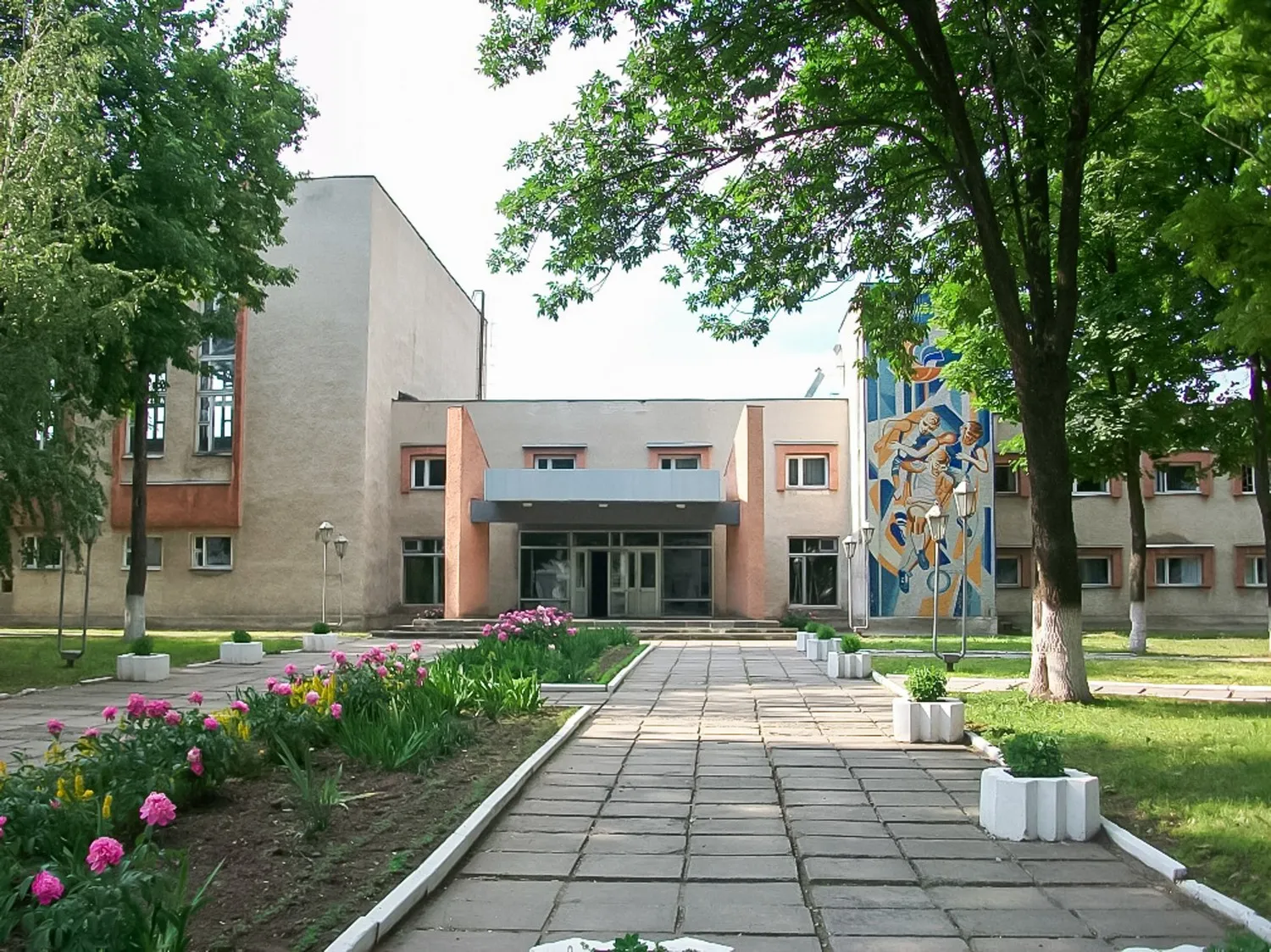 Фото закладу — Oleksandr Dovzhenko Hlukhiv National Pedagogical University