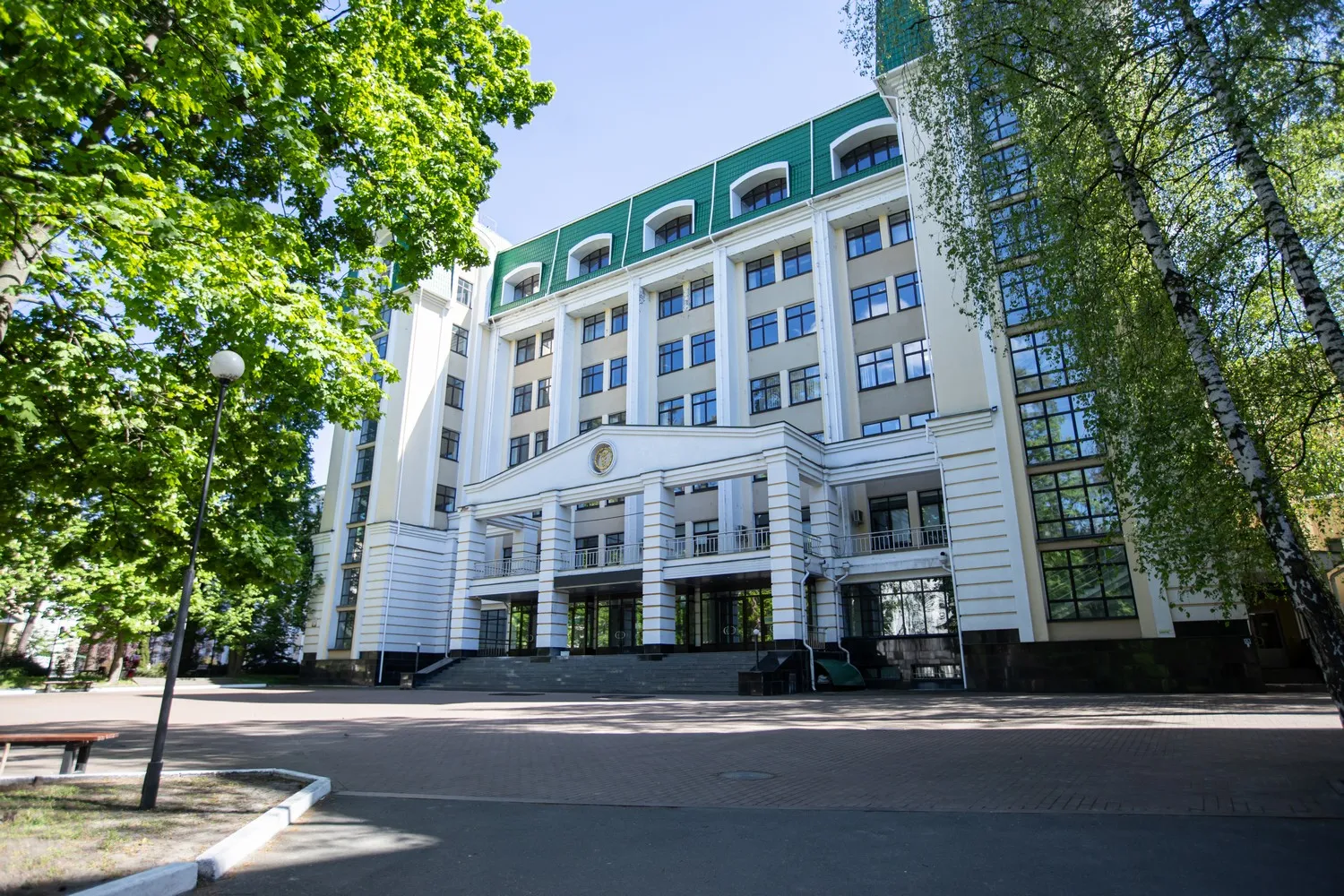 Фото закладу — State Tax University