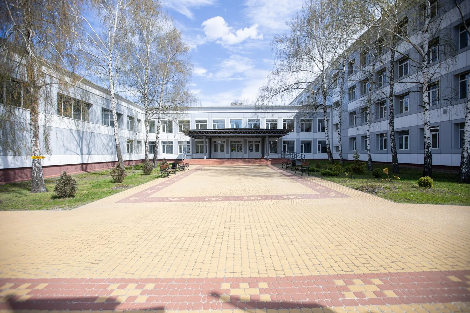 Фото закладу — Державний торговельно-економічний університет